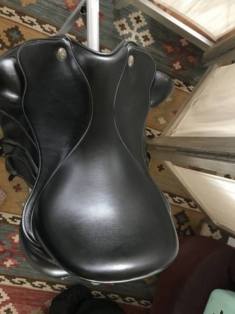 Sella da dressage Fairfax  16.5" - 2021