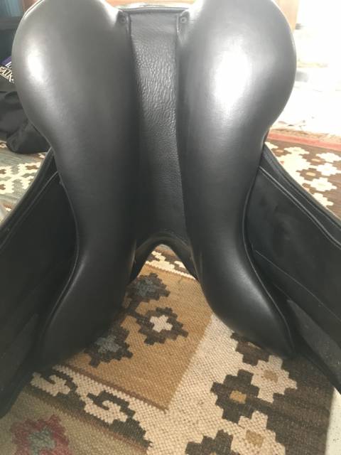 Sella da dressage Fairfax  16.5" - 2021