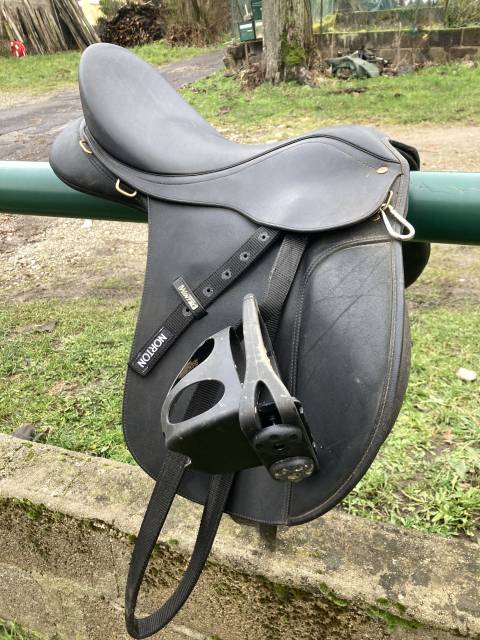 Sella mista Wintec  17.5" - 2020