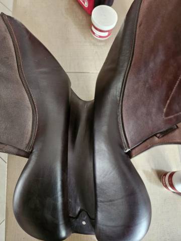 Sella da salto ostacoli CWD  17.5" - 2023