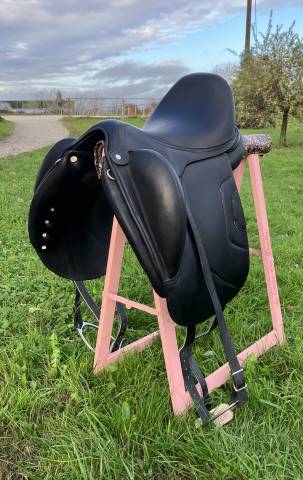 Sella da dressage Antarès  17.5" - 2024