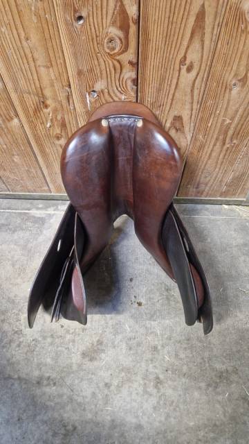 Sella da salto ostacoli Altair  17.5" - 2019