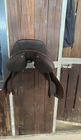 Sella da salto ostacoli  Cso 17.5" - 2024