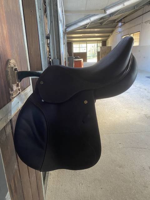 Sella da salto ostacoli  Cso 17.5" - 2024