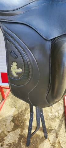 Sella da dressage Fairfax  17" - 2022