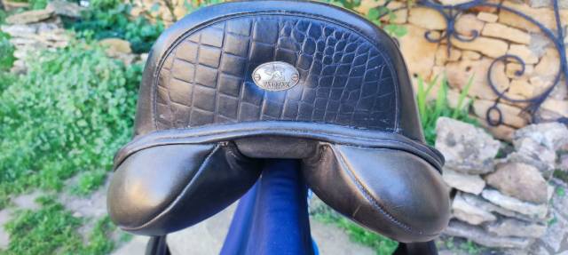 Sella da dressage Fairfax  17" - 2022