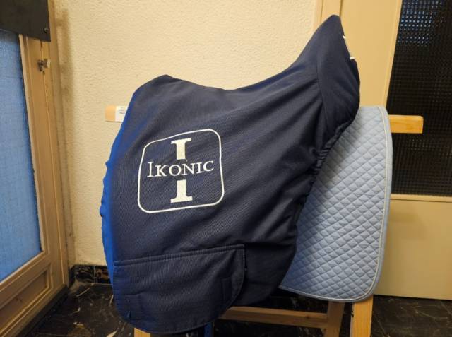 Sella da dressage Ikonic  17.5" - 2018
