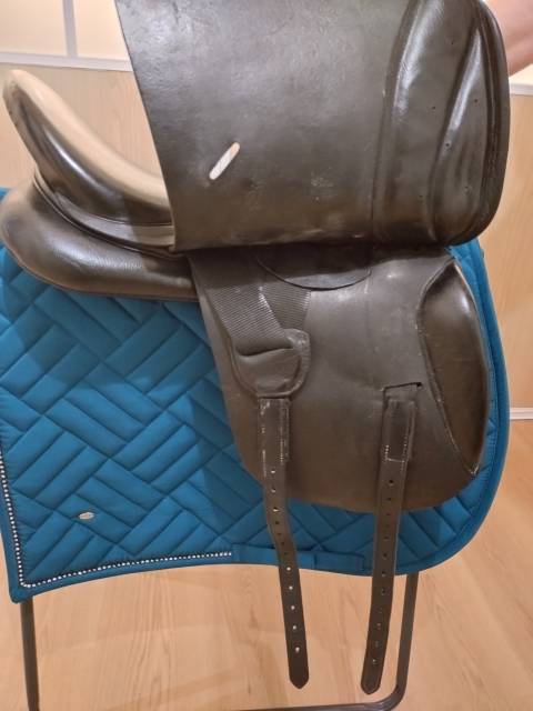 Sella da dressage   17.5" - 2021