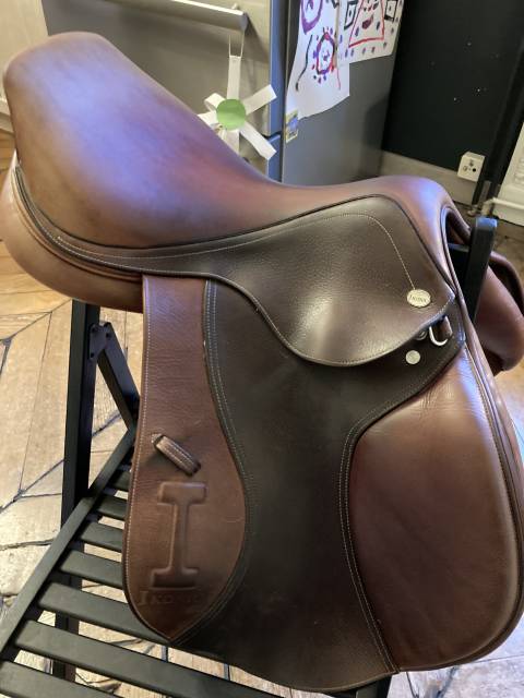 Sella mista Ikonic  17.5" - 2018