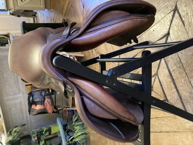 Sella mista Ikonic  17.5" - 2018