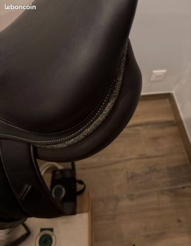 Sella da salto ostacoli Forestier  17.5" - 2024