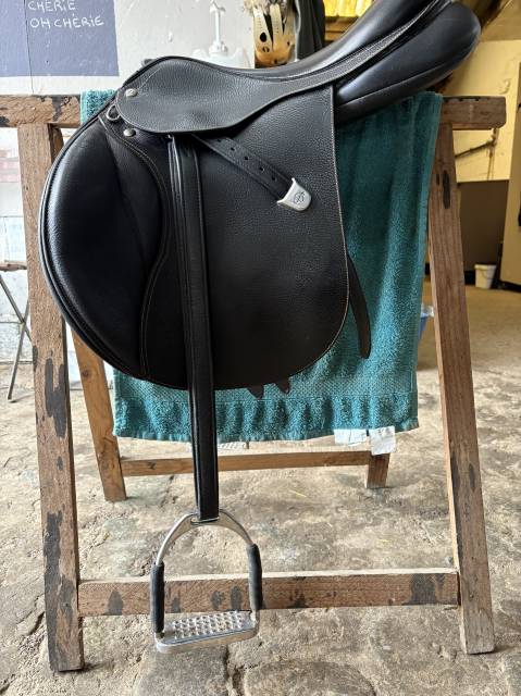 Sella mista Bates ELEVATION NG DS RD 17" - 2016