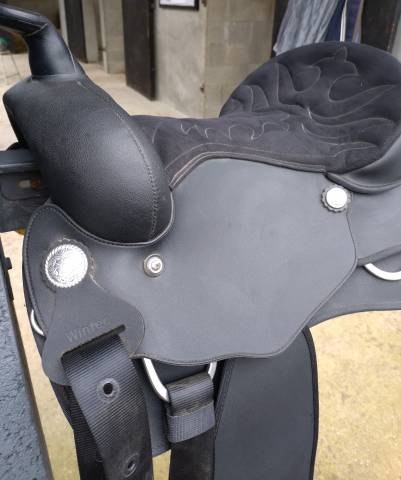 Sella western Wintec  16" - 2024