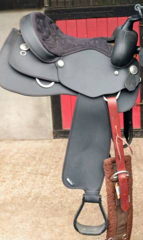 Sella western Wintec  16" - 2024