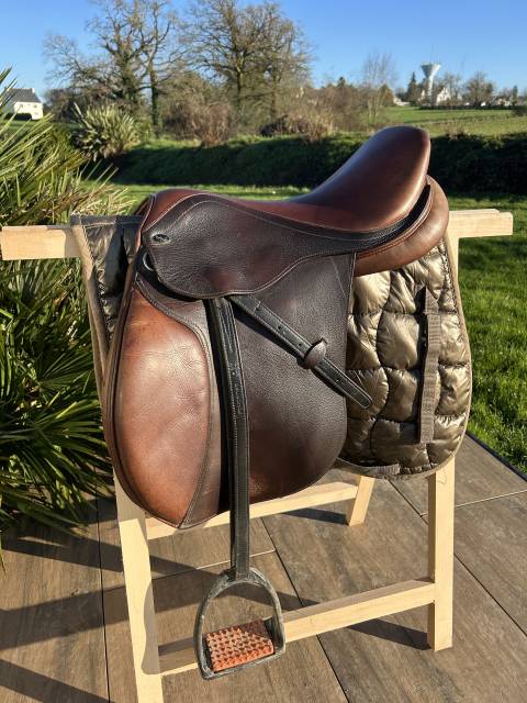 Sella da salto ostacoli Time Rider  16.5" - 2016