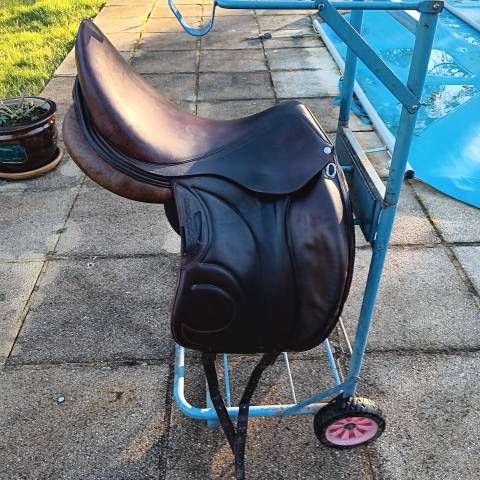 Sella da dressage Devoucoux  18" - 2008