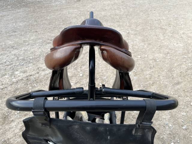 Sella da salto ostacoli CWD  17" - 2012