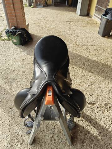 Sella dressage 