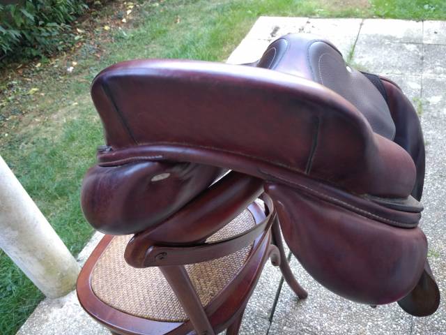 Sella da salto ostacoli CWD  17.5" - 2013