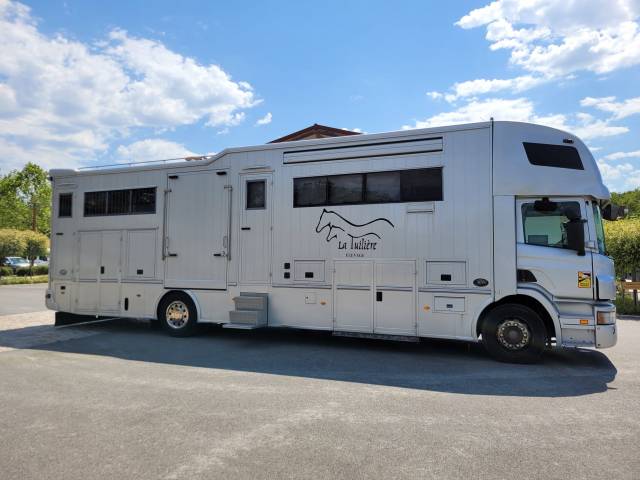 Camion per Cavalli STX  2009 Occasione