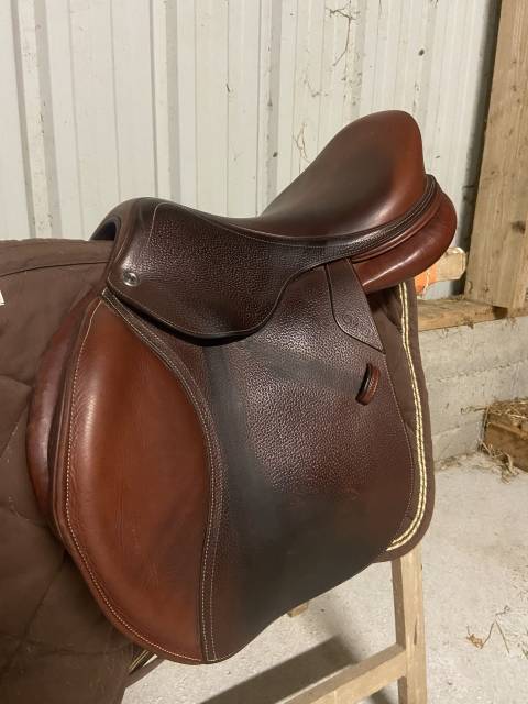 Sella mista CWD  17.5" - 2022