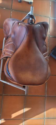 Sella da salto ostacoli Butet  18" - 2015