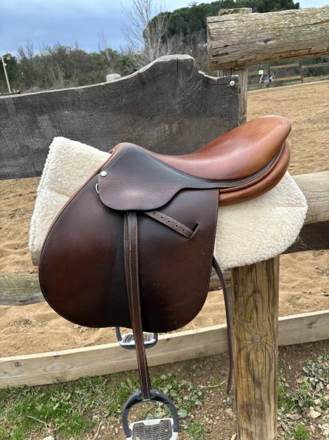 Sella da salto ostacoli Butet  17.5" - 2015