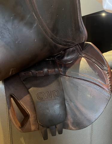 Sella da salto ostacoli CWD  18" - 2014