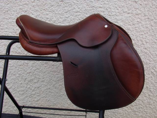 Sella da salto ostacoli Hervé Godignon  17.5" - 2018