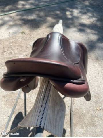 Sella da salto ostacoli GBS  17" - 2021