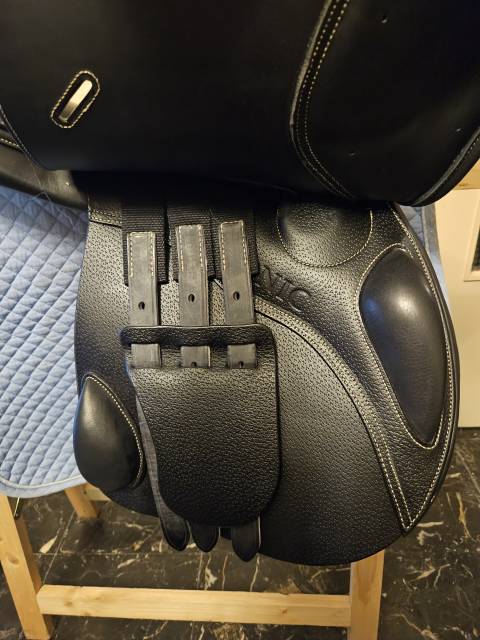 Sella mista Ikonic  17.5" - 2018