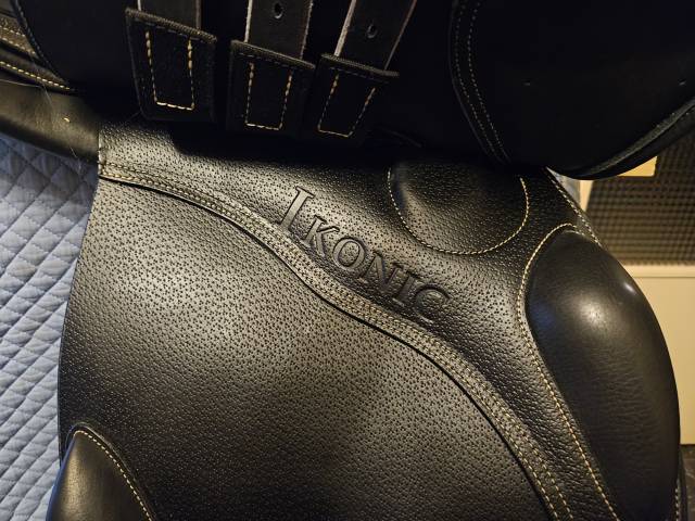 Sella mista Ikonic  17.5" - 2018