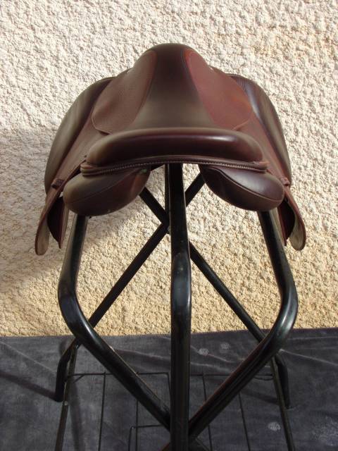 Sella da salto ostacoli Devoucoux  18" - 2023