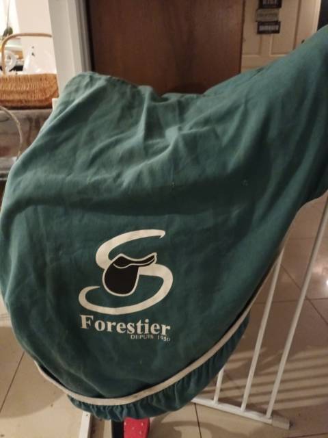 Sella da dressage Forestier  17.5" - 2009