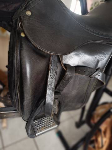 Sella da dressage Devoucoux  17.5" - 1995