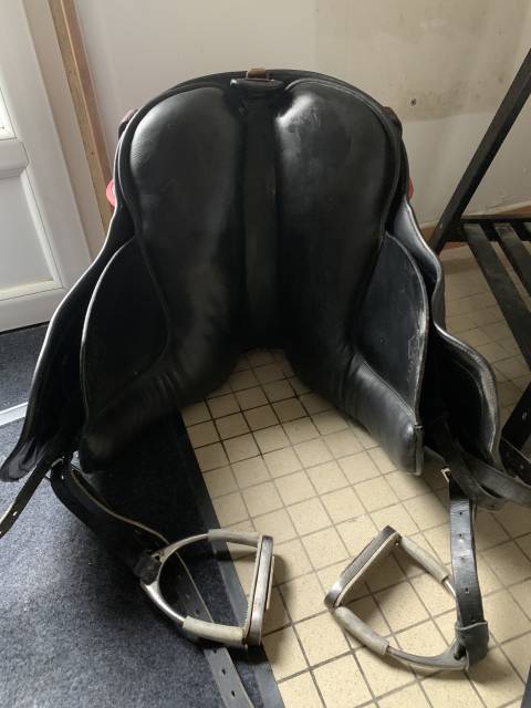 Sella da dressage Ludomar Venus  17" - 2010