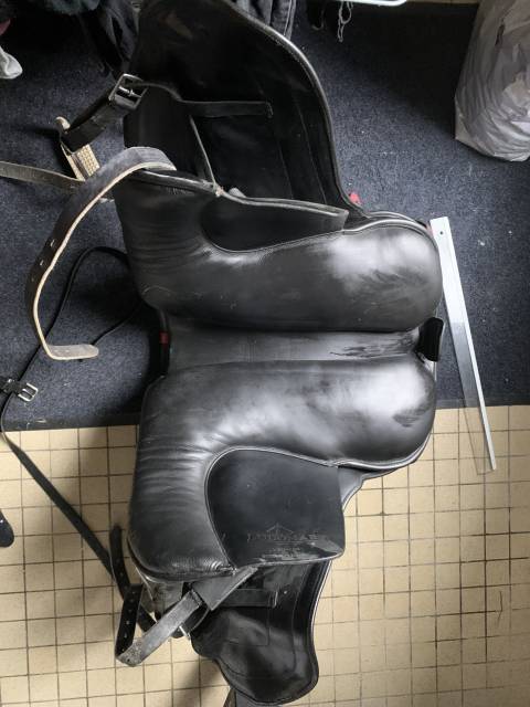 Sella da dressage Ludomar Venus  17" - 2010