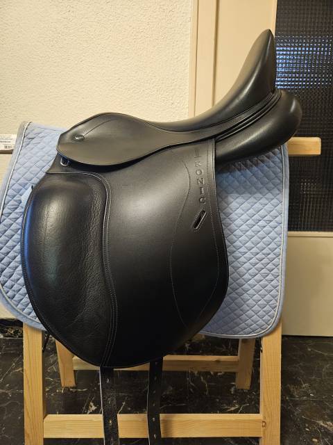 Sella da dressage Ikonic  17.5" - 2018