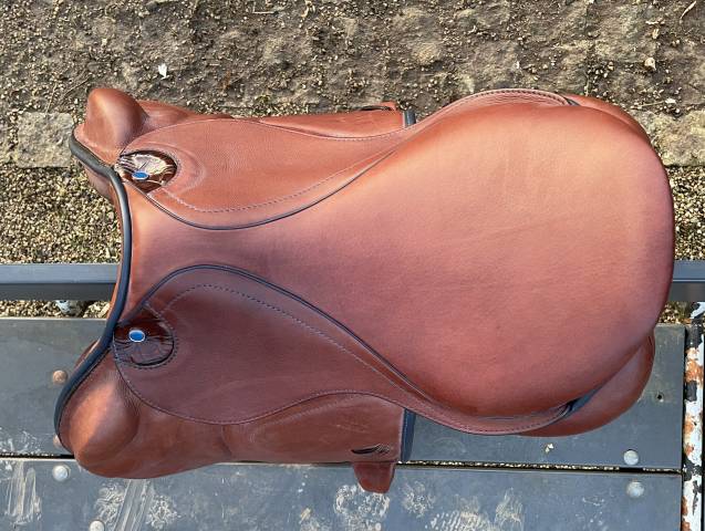 Sella mista Stubben  17.5" - 2025