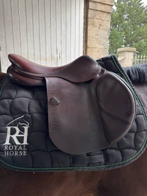 Sella da salto ostacoli Devoucoux  17.5" - 2019