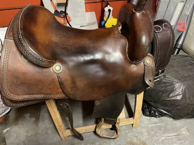 Sella da cutting   17" - 2000