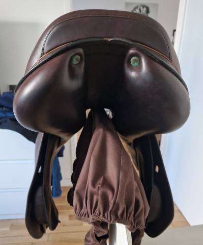 Sella da salto ostacoli Equipe  17" - 2011