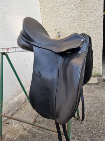 Sella da dressage Hopfner  17" - 2010
