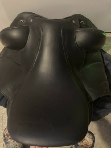 Sella da dressage Antarès  17" - 2019