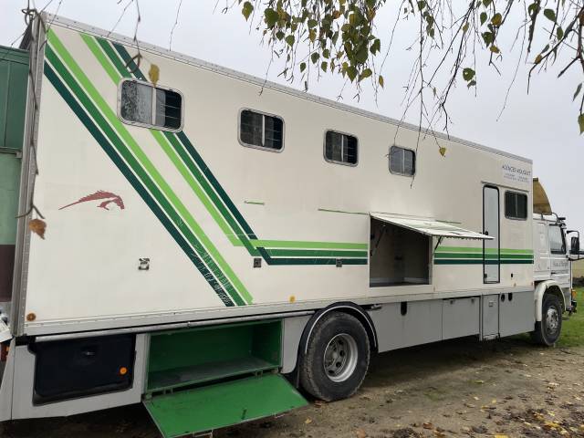 Camion per Cavalli Scania 250 1995 Occasione