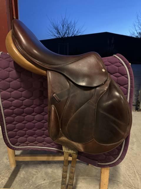 Sella da cross Devoucoux  17.5" - 2008