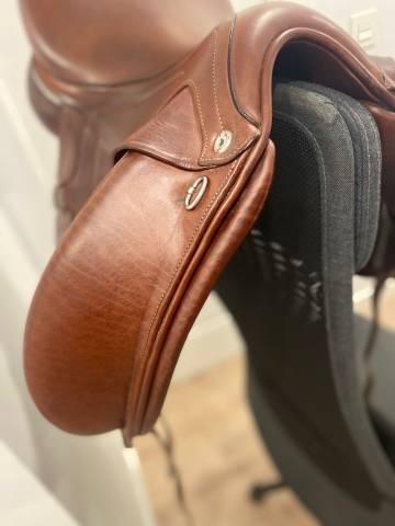 Sella da dressage CWD  18" - 2022