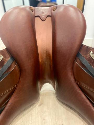 Sella da dressage CWD  18" - 2022