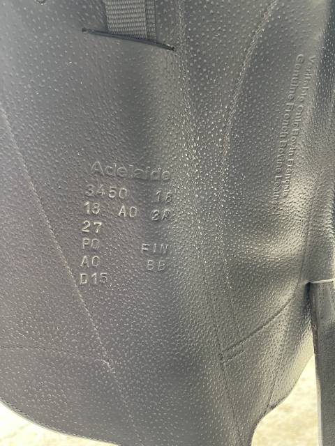 Sella da dressage Voltaire Design  18" - 2018