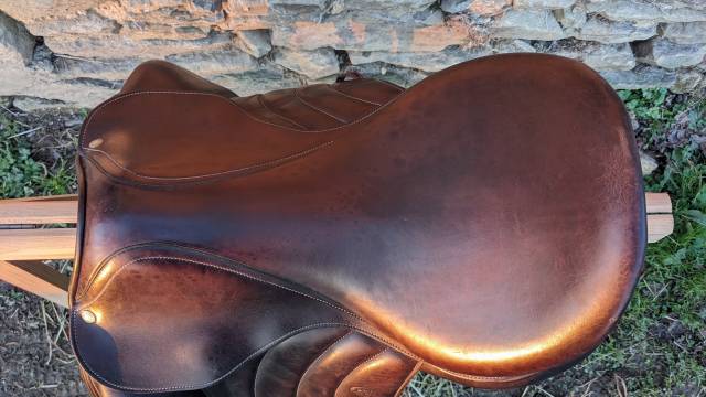 Sella da dressage Devoucoux  18" - 2015